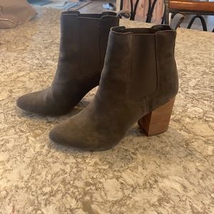 Steve Madden heeled boots